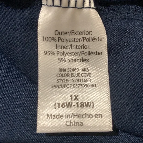 1X-3X Cold shoulder top - Picture 6 of 8